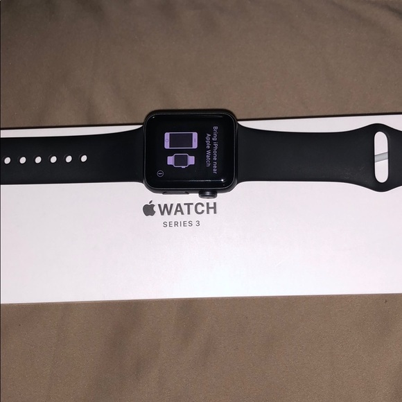 Apple Accessories - Apple Watch Series 3 - 38 MM Aluminum Case